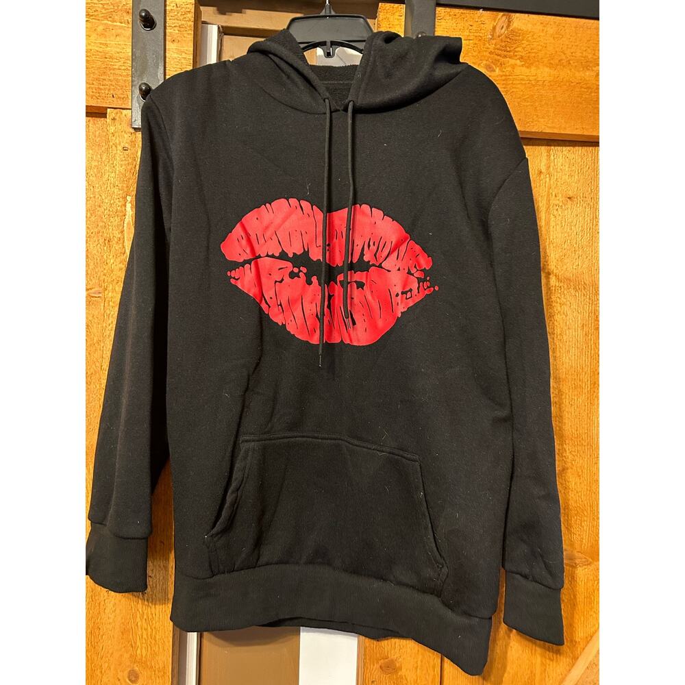 Adult L/XL Lips Kiss Hoodie Black Red GUC